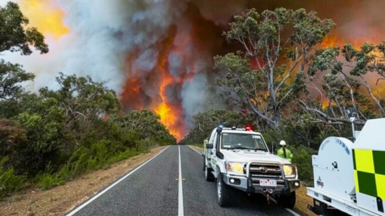 Urgent Evacuations as Bushfire Rages Through Grampians National Park