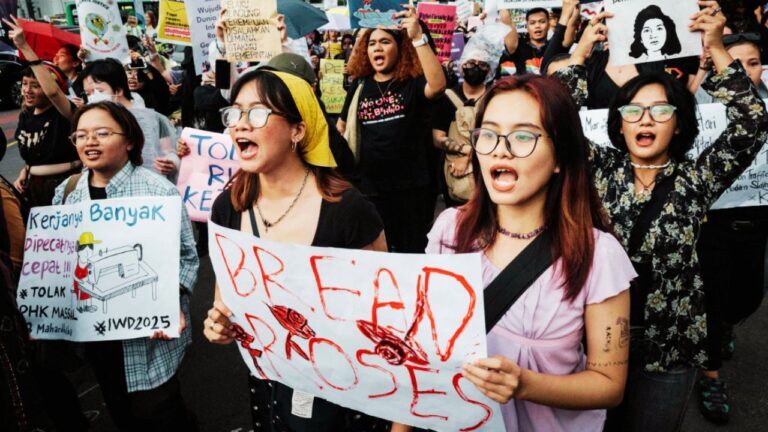 Global Protests Mark International Women’s Day, Calling for Equality and Justice