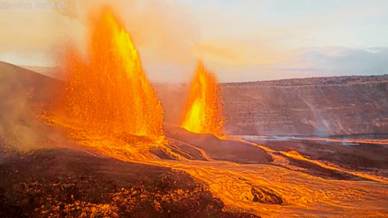 Kilauea Volcano Resumes Spectacular Lava Eruption on Hawaii s Big