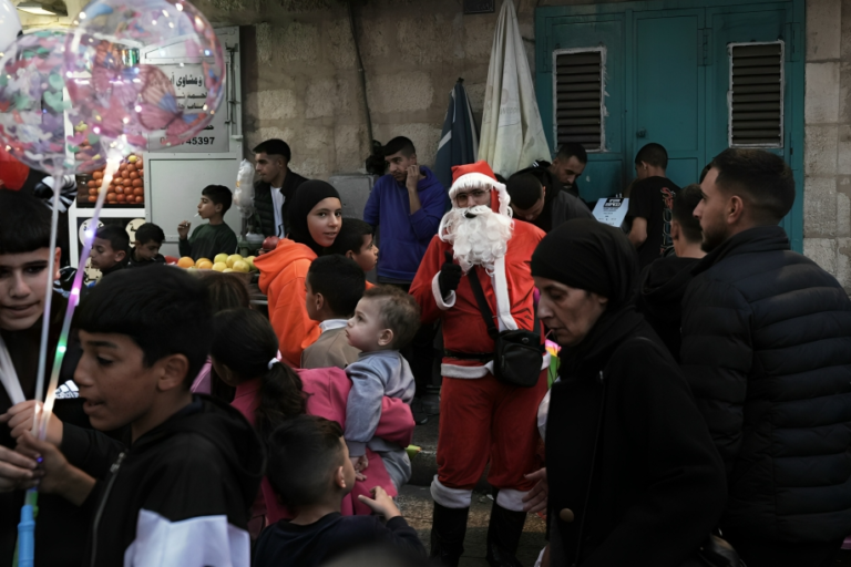 Bethlehem Welcomes Christmas Crowds Again After Years of Wartime Silence
