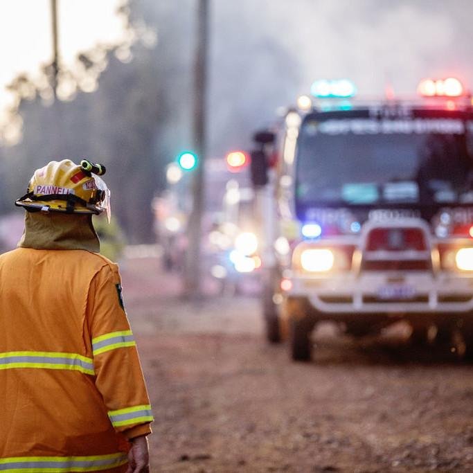Christmas Bushfire Threatens Boddington as Crews Battle Through the Night