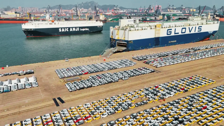 China’s Trade Surplus Tops $1 Trillion for First Time