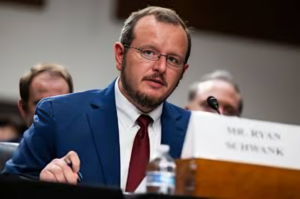 Former ICE Trainer Says Agents Were Told to Violate Constitution, Calls Program “Deficient, Defective and Broken”