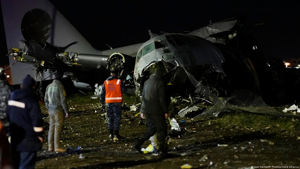 Bolivian Military Plane Carrying New Banknotes Crashes on Busy Avenue, Killing 15