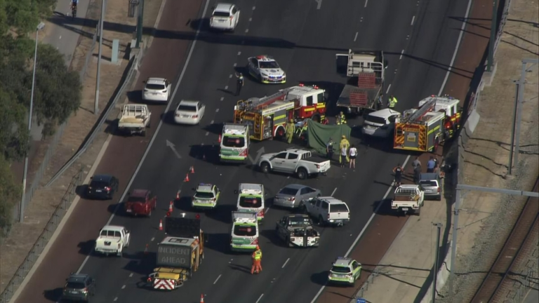 Two Dead After Wrong‑Way Crash on Perth’s Mitchell Freeway