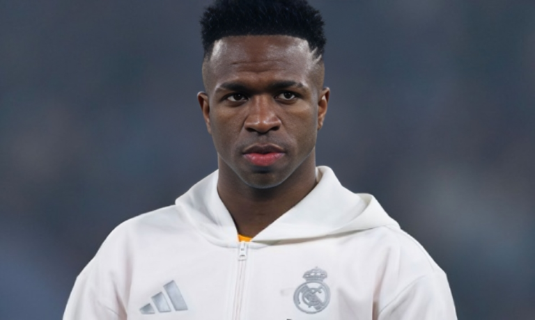 Vinicius Jr Shines as Real Madrid Crush Real Sociedad 4-1 to Go Top of LaLiga