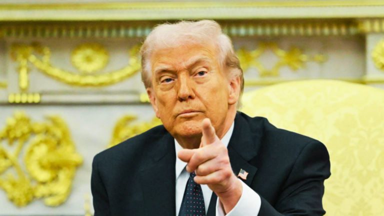 Trump Predicts Bigger GOP Majorities Despite Mounting Political Warning Signs