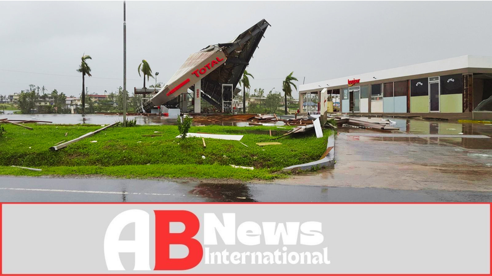 Cyclone Vaianu Throws Fiji Into Chaos as Flights Divert and Travellers ...
