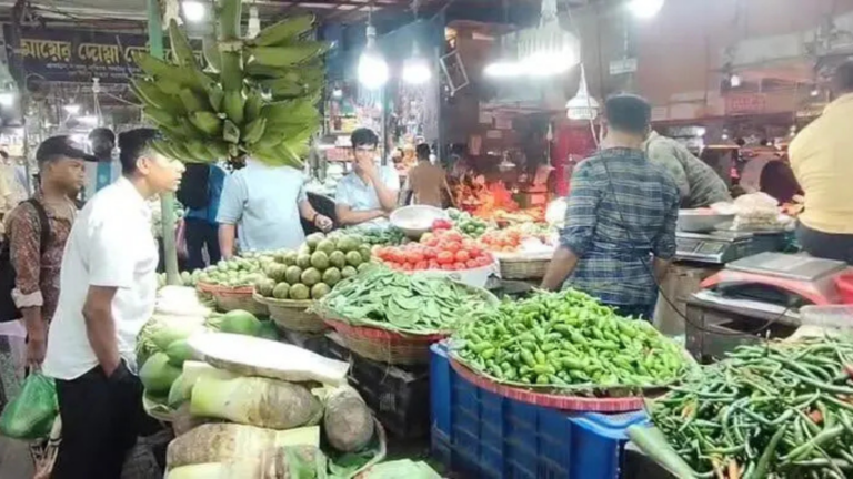 Vegetable Prices Fall Despite Fuel Hike, Defying Usual Market Trends