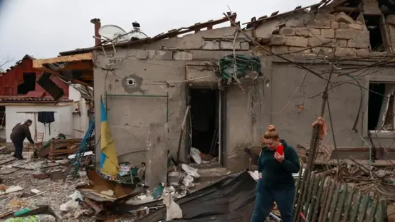 Kyiv Hit by Drone Attack as Truce With Russia Expires