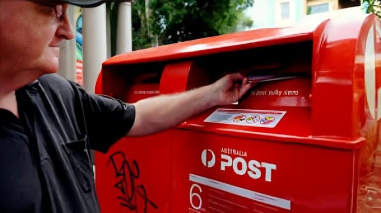 Australia Post Says Stamp Hike Would Barely Affect Households as Letter Volumes Fall to 1930s Levels