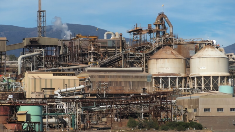Australia Warned of “Very Exposed” Security Risk as Ministers Accuse China of Undermining Smelting Industry