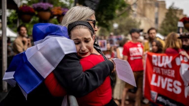 Australia’s Intelligence Chief Says Spy Agency Was “Stretched” Before Deadly Bondi Antisemitic Mass Shooting