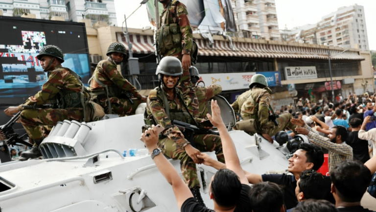 Bangladesh to Withdraw Army Troops From Streets in June