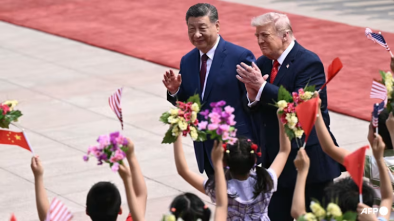 Trump Receives Colorful Welcome in Beijing as High‑Stakes Talks With Xi Begin