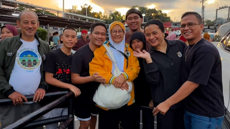 Filipina Doctor Raises Funds on TikTok to Send Her Mother to Hajj