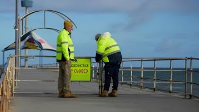 South Australians Warned to Stay Clear of Coast as Abnormally High Tides and Dangerous Winds Hit