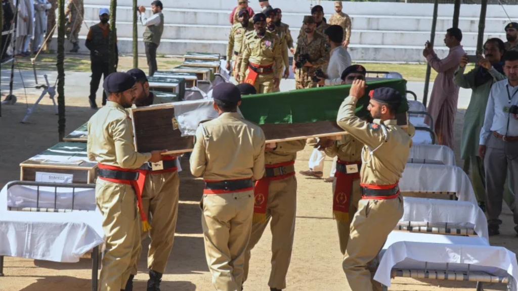 Pakistan Mourns as Soldiers Honour Helicopter Crash Victims in Kashmir, Funeral Prayers Held in Muzaffarabad After Tragic Military Accident