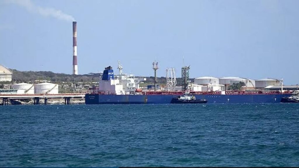 Indonesia Receives First Shipment of Russian Crude as Energy Crisis Deepens