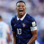 Mbappé Says France ‘Can Play Ugly’ as Late Penalty Sends Les Bleus Past Paraguay