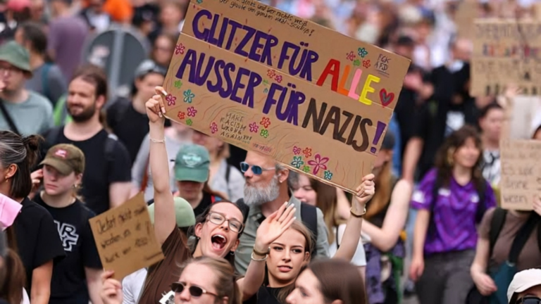 Thousands Protest as Germany’s AfD Opens Party Conference in Erfurt