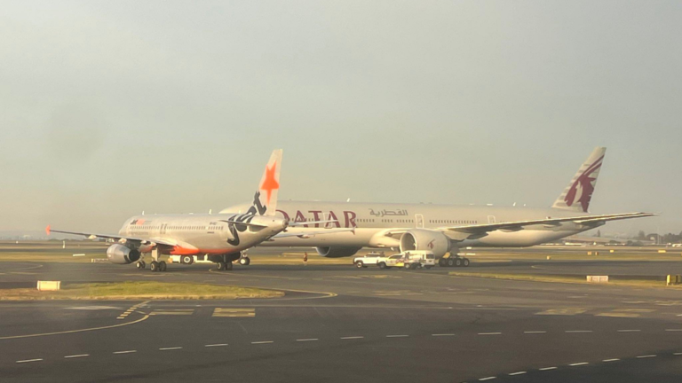 Safety Regulators Investigate “Near Collision” at Sydney Airport After Jetstar Plane Forced to Brake Suddenly