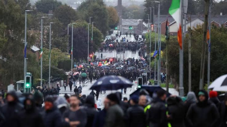 DUP Criticises First Minister’s Participation in Garvaghy Road Protest