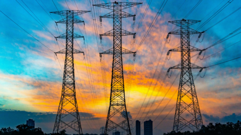 Debate Continues Over Responsibility for Ongoing Electricity Crisis