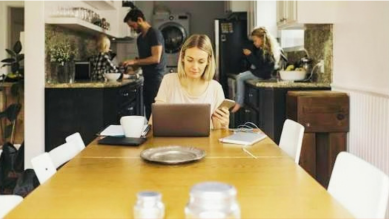 Australians Feeling the Pinch Despite Strong Employment, Major HILDA Report Finds